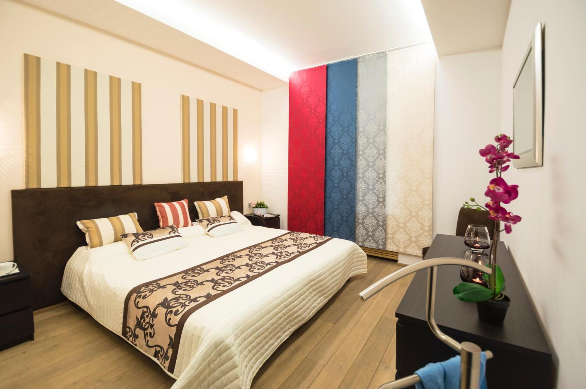 Luxury Apartments Pricna Прага Экстерьер фото