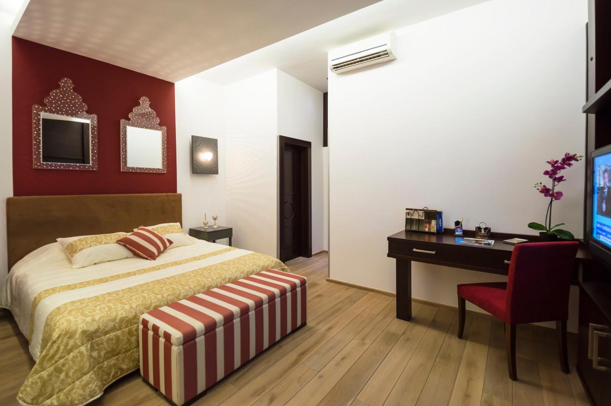 Luxury Apartments Pricna Прага Экстерьер фото